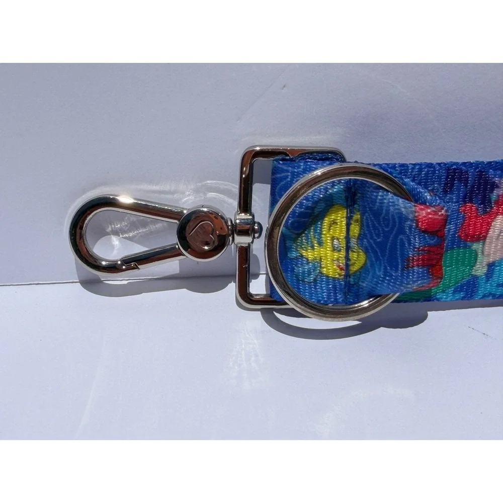 Harveys Seatbelt The Little Mermaid Ariel & Flounder Click N Go CNG Keychain - Picture 6 of 14